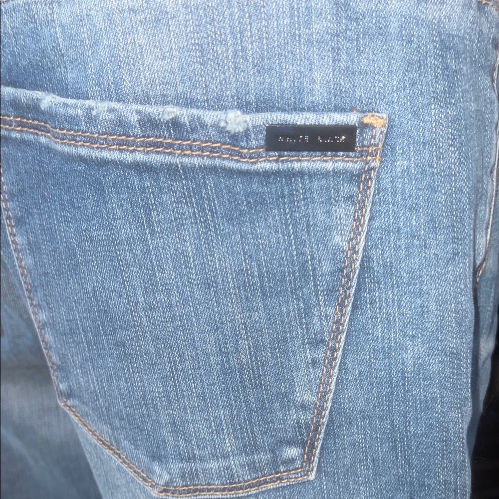 White House Black Market “The Slim” Distressed Boyfriend Jeans | Size 6/8 - Picture 8 of 11